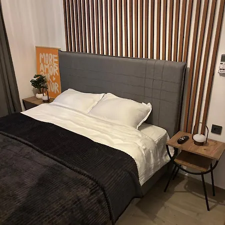 Bright Modern Flat - Pool & Garden Near Shops * פאטהיה